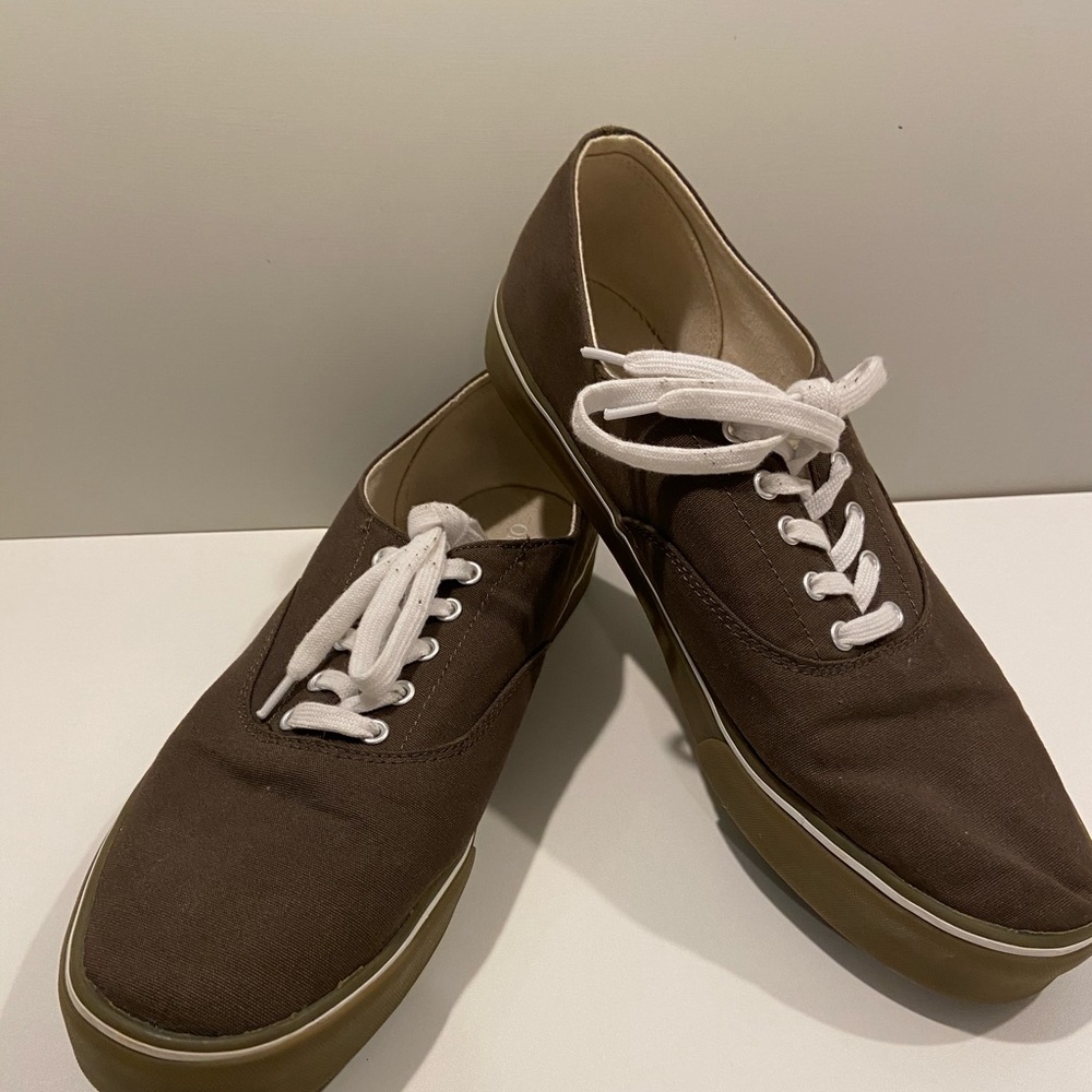 Lace up sneakers
